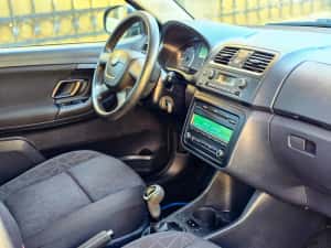 Skoda Fabia Facelift 2013 benzina Euro5 — miniatura 6