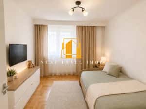 Apartament 3 camere Craiovei