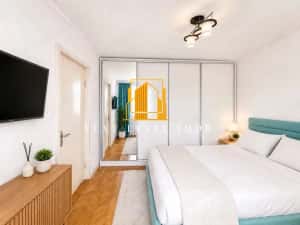 Apartament 3 camere Craiovei — miniatura 2