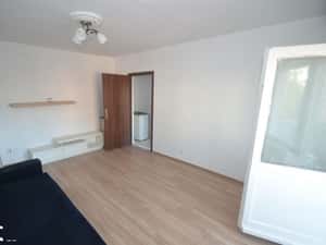Apartament 2 camere confort 1 cu centrala — miniatura 3