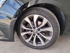 Renault Megane 1.3 TCe 140CP techno Automată 140 HP Benzină — miniatura 3