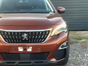 Peugeot 3008 1.2 PureTech BL Exe — miniatura 5
