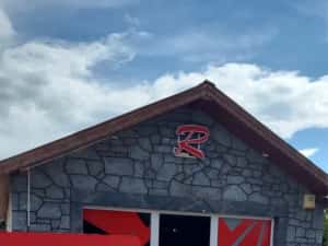 Se vinde casa la rosu + 3 spatii comerciale — miniatura 3
