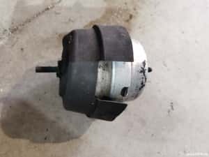 Tampon motor Audi a4 b7 — miniatura 3