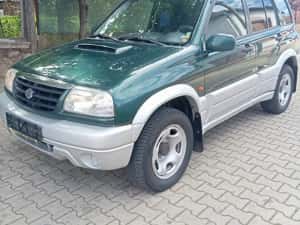 Suzuki grand Vitara 4x4 reductor de la mic la mare — miniatura 1