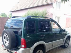 Suzuki grand Vitara 4x4 reductor de la mic la mare — miniatura 3