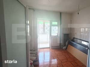 Spatiu generos, lumina naturala si o locatie excelenta in inima Targov — miniatura 5