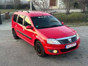 Vând Dacia Logan 1.6 mpi 2009 7 locuri — miniatura 2