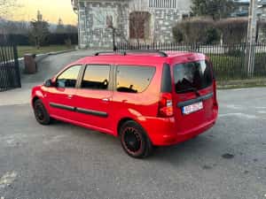 Vând Dacia Logan 1.6 mpi 2009 7 locuri — miniatura 3
