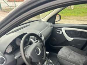 Vând Dacia Logan 1.6 mpi 2009 7 locuri — miniatura 7