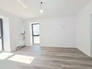 Apartament cu potențial pentru spațiu comercial sau birou — miniatura 2