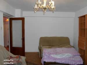 Garsoniera 3 camere de inchiriat in Ploiesti , langa UCECOM — miniatura 3