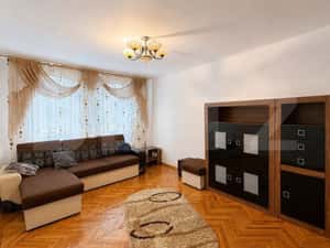 Apartament 2 camere, decomandat, Zona Centrala