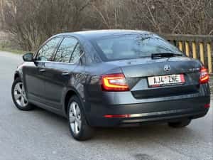 Skoda Octavia  DSG Euro6 — miniatura 4