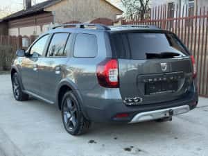 Logan MCV Stepway 2017 74.000KM — miniatura 5