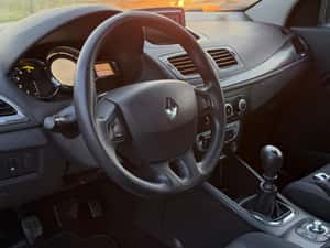 Renault Megane 1.5 dci Wave 2013, 253.200 km — miniatura 5