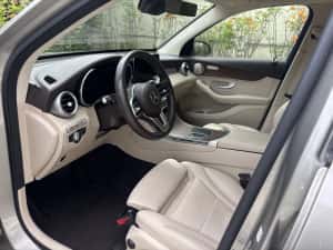 Mercedes-benz GLC 200 4 matic 43.000km primul proprietar de la o km — miniatura 7