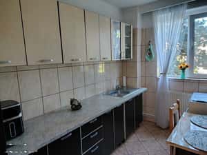 Ofer Spre Inchiriere Ap 2 cam Craiovei — miniatura 3