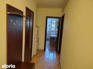 Ofer Spre Inchiriere Ap 2 cam Craiovei — miniatura 5