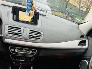 Renault Megan 1.9 dci euro 5 — miniatura 5