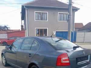 Skoda Octavia automat  1,9 diesel — miniatura 3