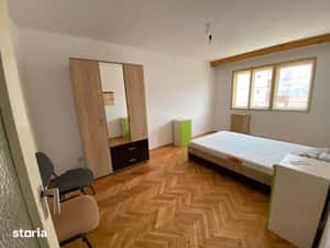 Apartament 4 camere 2 bai zona Vasile Aaron — miniatura 5