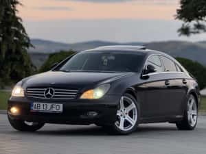 Mercedes Benz CLS 320 CDI — miniatura 3
