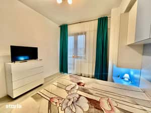 De închiriat | 3 camere | 62 mp utili | Balcon 18 mp | Parcare inclusă — miniatura 5