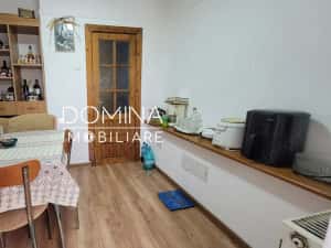 Vânzare apartament 2 camere, situat în zonă centrală, strada Cerna — miniatura 6