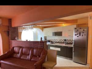Apartament cu 3 camere de închiriat în zona ansamblu Buzaului — miniatura 3