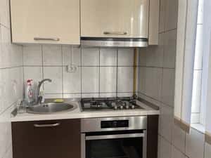 Apartament cu 3 camere de închiriat în zona ansamblu Buzaului — miniatura 6