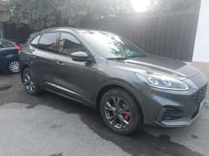 Ford Kuga Automată 190 HP Diesel 2023 - 41000 km — miniatura 6