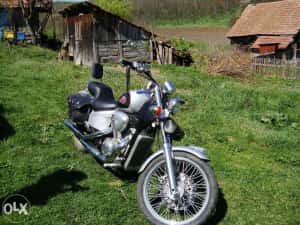 Motocicletă Honda Shadow 600 schimb cu bike electrica — miniatura 3