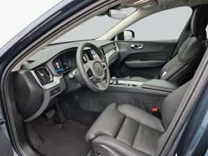 Volvo XC60 Automată 250 HP Benzină 2025 - Brașov — miniatura 6