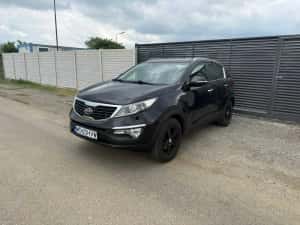 Kia Sportage an 2010 avariat — miniatura 3