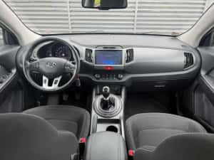 Kia Sportage an 2010 avariat — miniatura 5