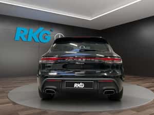 Porsche Macan SUV 265 cp, 23.294 km, Automată, Negru — miniatura 4