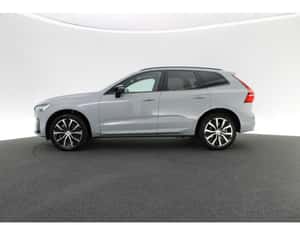 Volvo XC60 Automată 250 HP Benzină — miniatura 2
