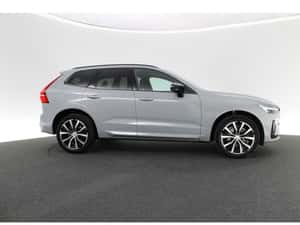 Volvo XC60 Automată 250 HP Benzină — miniatura 6