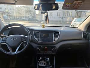Hyundai Tucson 2016 - SUV 240.000 km, 12300 EUR neg. — miniatura 5