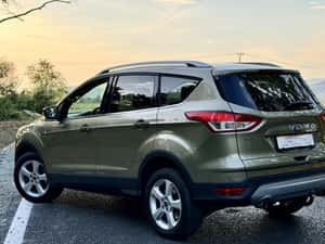 FORD KUGA AUTOMATA - 4 X 4 — miniatura 5