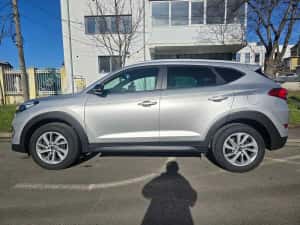 HYUNDAI TUCSON An 2018 Motor 1,6 benzina Km 126.000 ! Posibil Rate — miniatura 3