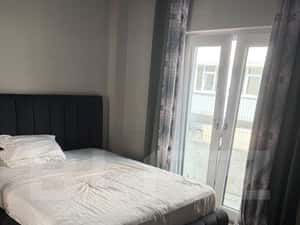 Apartament modern cu 2 camere, bloc nou, terasa, zona Liceului Filadel — miniatura 5