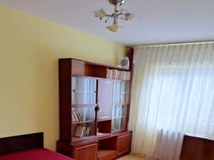 Fagaras,vand ap.3 camere etaj 1 — miniatura 4