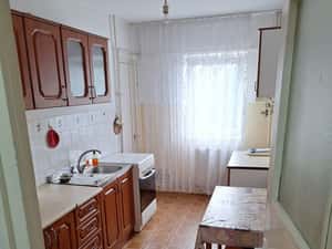 Fagaras,vand ap.3 camere etaj 1 — miniatura 6