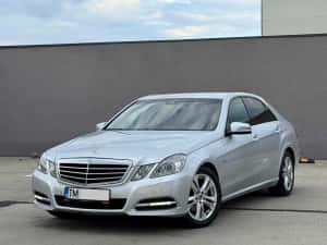 Mercedes-Benz E 220 KLASS Avantgarde 2.2 CDI Diesel BlueEffciency — miniatura 2