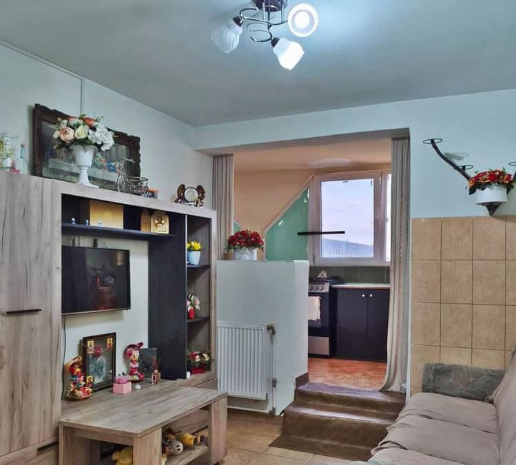 Apart. 3 camere, util 69 mp, parcare de domiciliu, zona Dacia, Oradea — fotografie 1 din 6