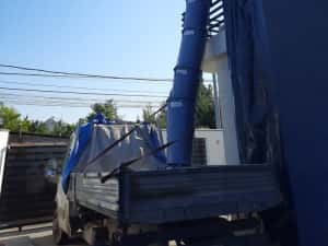 Nisip pietriș balast bobcat miniexcavator taiere beton asfalt — miniatura 5