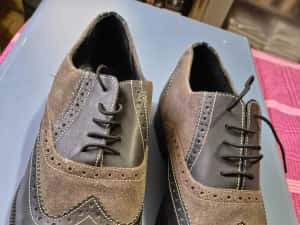 Pantofi bărbătești eleganți de tip Oxford sau Brogue — miniatura 1