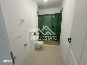 Apartament 3 camere terasa, boxa depozitare si 2 locuri parcare — miniatura 4